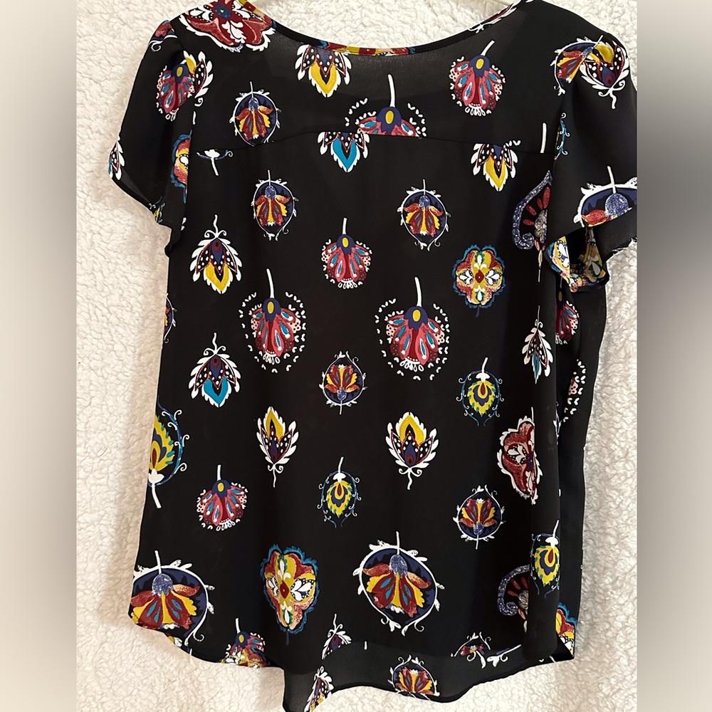 Loft outlet pullover blouse, size small.